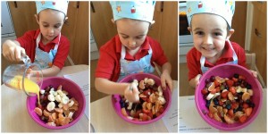 Cooking-with-Small-Child-Simple-Fruit-Salad-Step-4