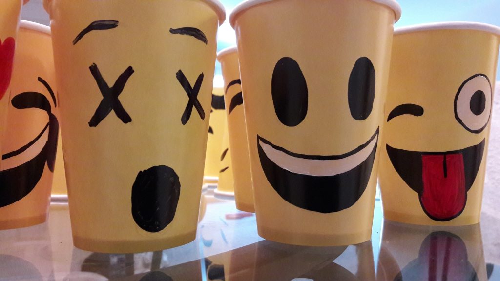 emoticon paper cups